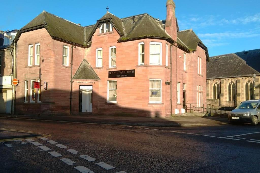 Castlebank House Flats, دينغْوول المظهر الخارجي الصورة