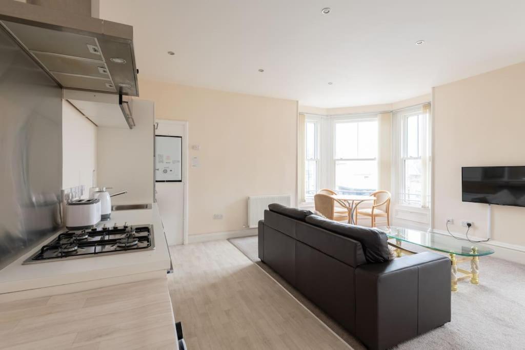 Castlebank House Flats, دينغْوول المظهر الخارجي الصورة