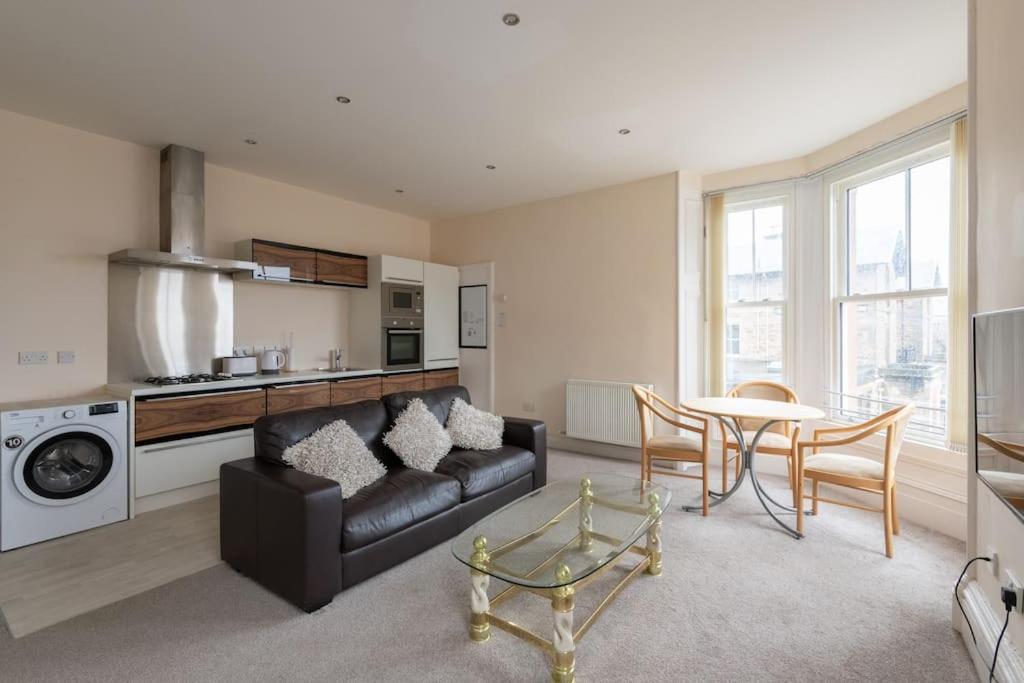 Castlebank House Flats, دينغْوول المظهر الخارجي الصورة